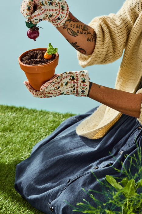 Nora Fleming totally rad Radish Mini