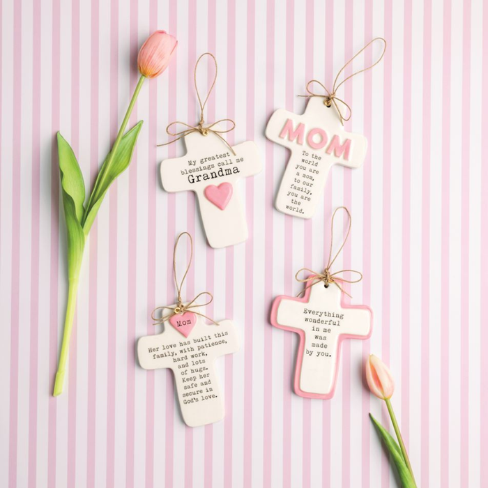 Decorative tags with messages for 'Mom' and 'Grandma' on a pink striped background with tulips.