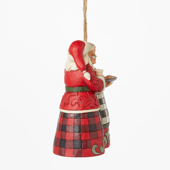 Highland Glen Santa & Mrs. Claus Ornament by Jim Shore