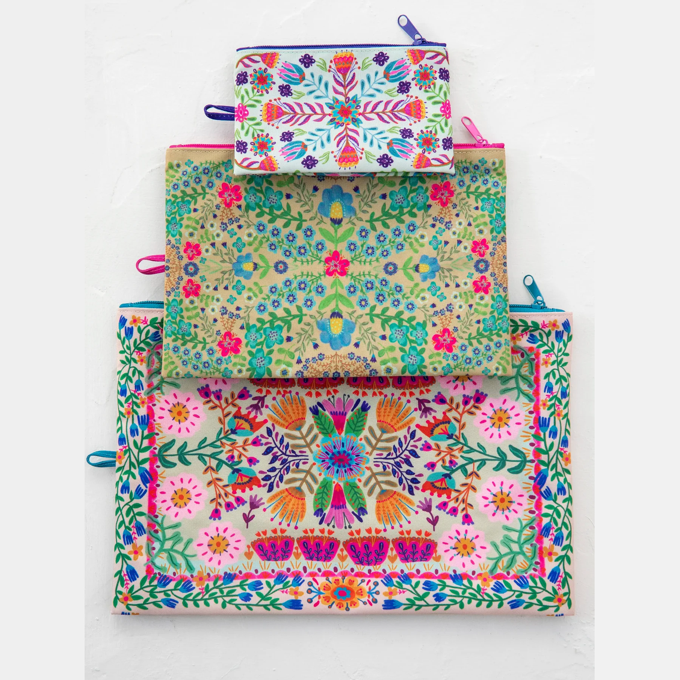 Purses & Wallets