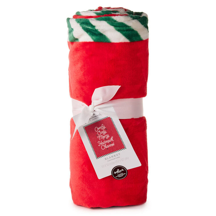 Comfy-Cozy-Merry-Hallmark-Channel-Plush-Blanket_1XKT9090_05