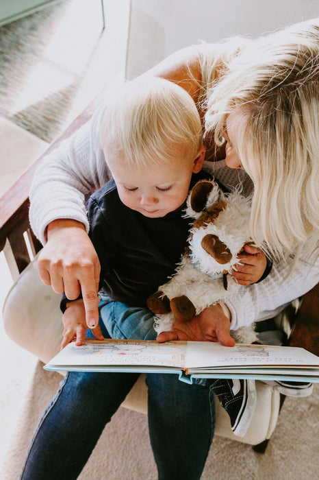Bunnies by the Bay Who Says Peep Peep Board Book