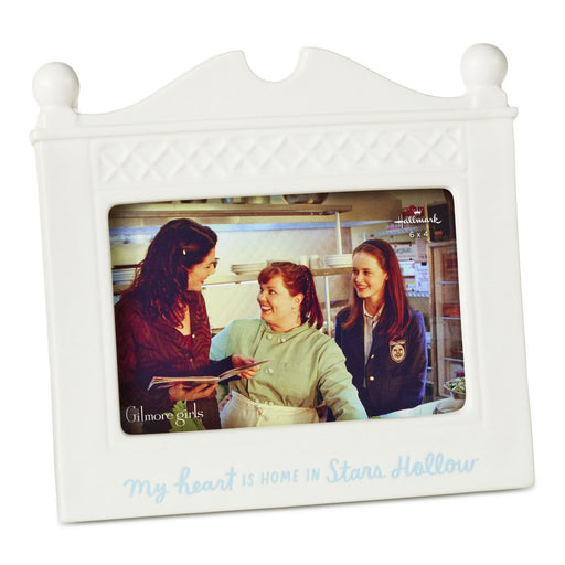 White picture frame with 'My heart is home in Stars Hollow' text, featuring a scene from 'Gilmore Girls'.