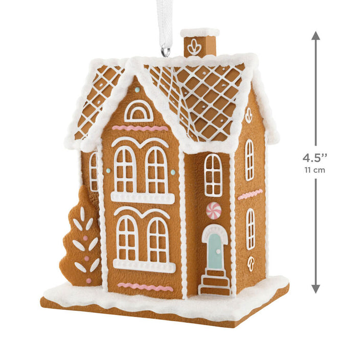 Gingerbread-House-Christmas-Ornament_1HGO3674_04