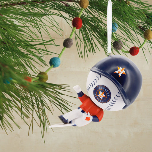 Houston Astros - Deck out your Christmas tree with #Astros ornaments! Every  $100+ purchase at the Union Station Team Store today will come with a free  gift. View hours at www.astros.com/teamstore.