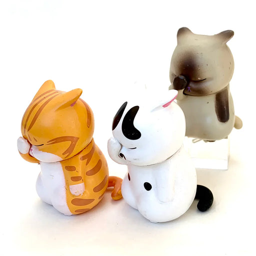 Cat Face Palm Figurine