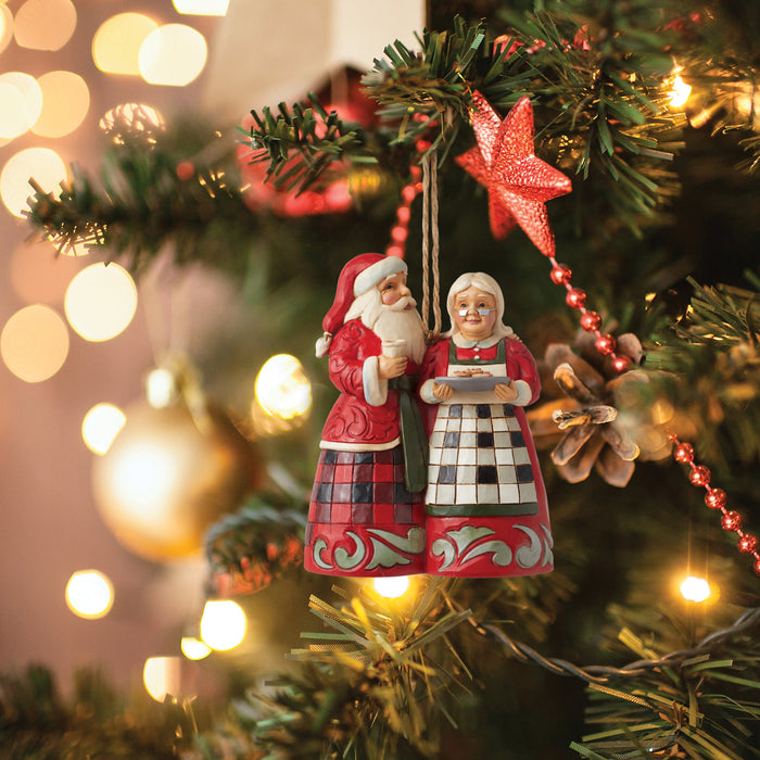 Highland Glen Santa & Mrs. Claus Ornament by Jim Shore