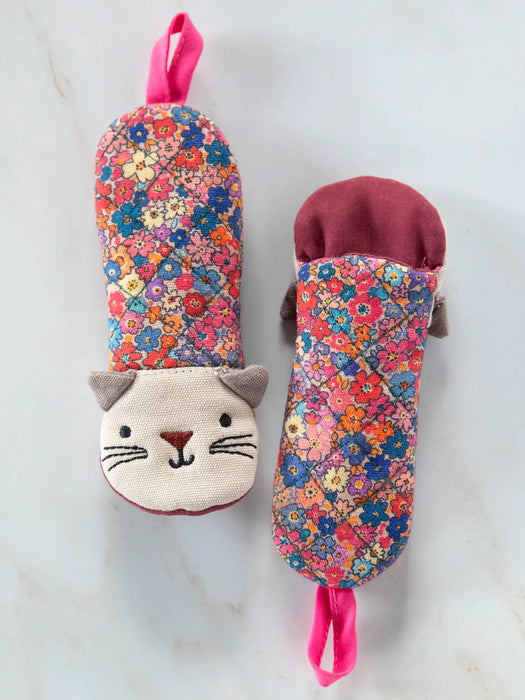 Quilted Cat Skillet Handle Holder