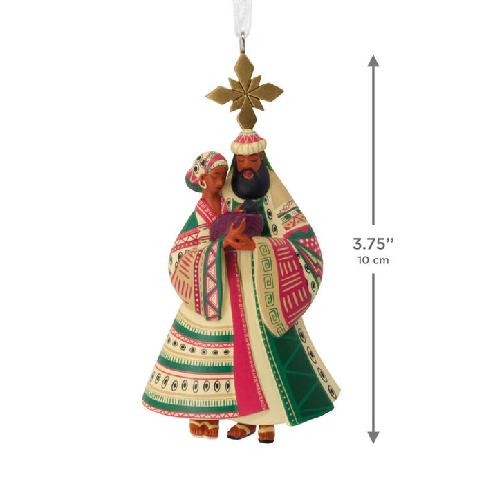 Mahogany-Nativity-Christmas-Ornament_1HAJ2319_04