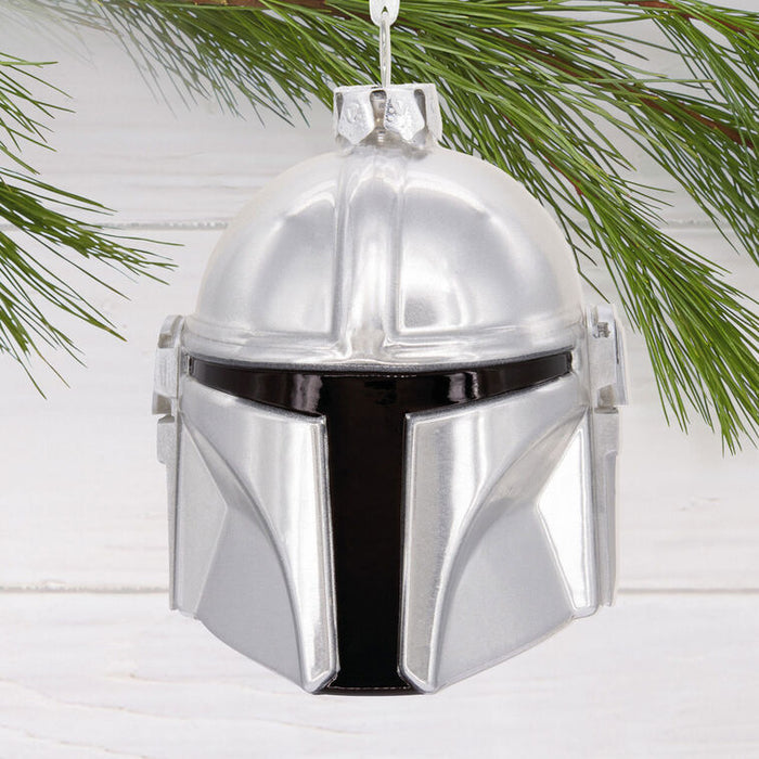 Mandalorian-Helmet-Christmas-Ornament_3HCM5867_02