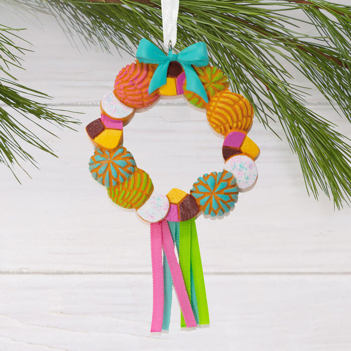 Mexican-Conchas-Christmas-Ornament_1HAJ2322_02