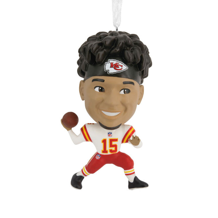 Patrick-Mahomes-Bobblehead-Christmas-Ornament_1OSL2729_01
