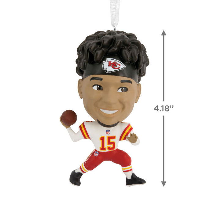 Patrick-Mahomes-Bobblehead-Christmas-Ornament_1OSL2729_04