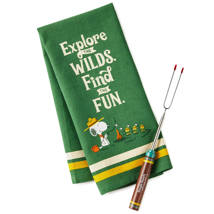 Peanuts® Beagle Scouts Tea Towel and S'mores Fork