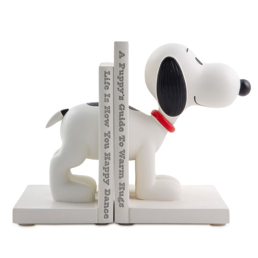 Snoopy bookend with a quote on a white background