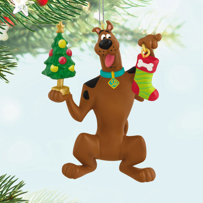 Scooby-Doo™ Festive Scooby 2025 Ornament