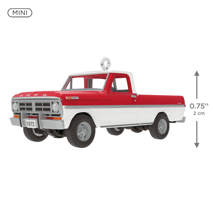 Model of a red and white truck with dimensions indicated on a white background