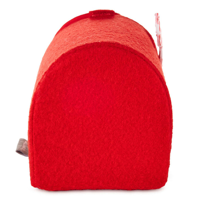 Red-Felt-Mailbox-Gift-Card-Holder_1KCX3043_03