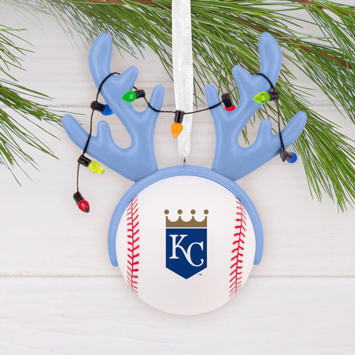 Royals-Reindeer-Baseball-Christmas-Ornament_1OSL2676_02