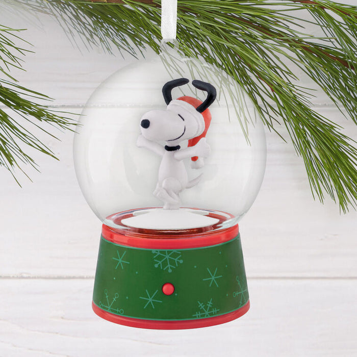 Snoopy-Snow-Globe-Christmas-Ornament_3HCM5185_02