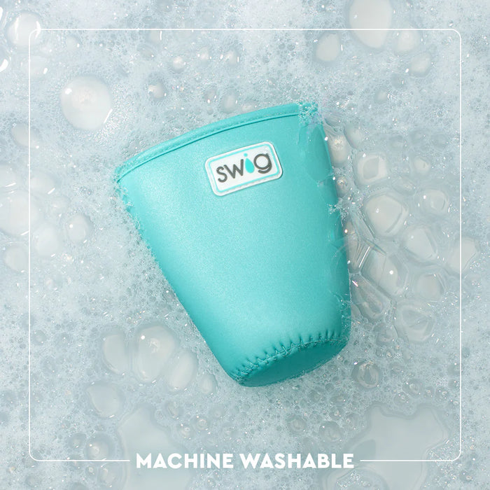 Teal SWIG cup with bubbles on a light blue background