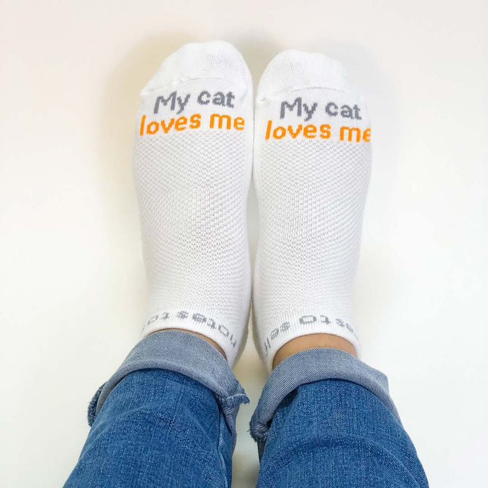 My cat loves me - cat lover™ White Low-Cut Socks