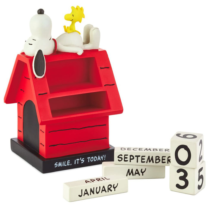 Peanuts® Snoopy Smile Perpetual Calendar